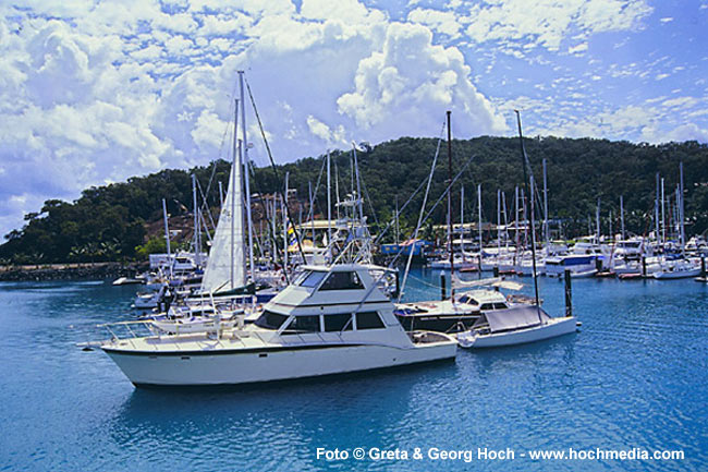 Yachten vor Hamilton Island