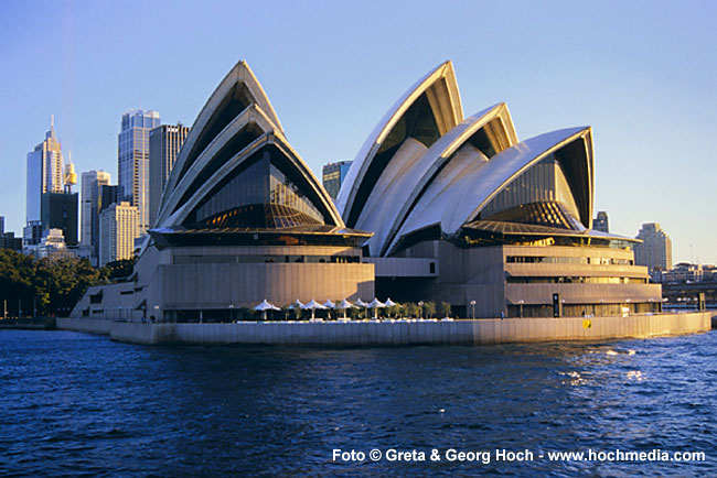 SYDNEY OPERA HOUSE